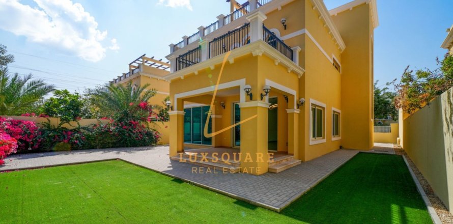 4 bedrooms Villa in Jumeirah Park, UAE No. 210895