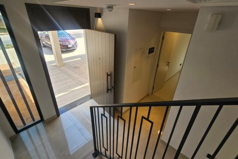 3 bedrooms Townhouse in Ras Al Khaimah, UAE No. 183939 8