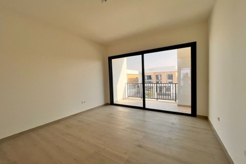 3 bedrooms Townhouse in Ras Al Khaimah, UAE No. 183943 4