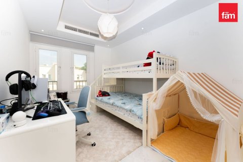 Вилла с 3 спальнями в Дубай, ОАЭ №141249 7