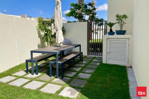 Вилла с 4 спальнями в Дубай, ОАЭ №141250 9