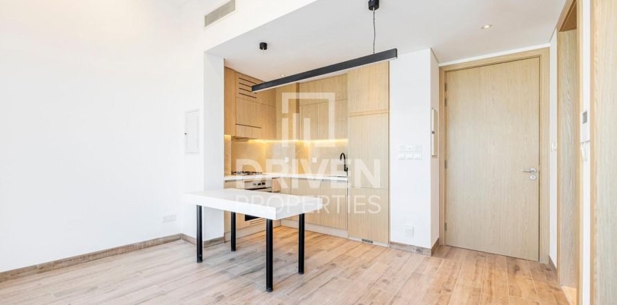 1 bedroom Apartment in District 11, UAE No. 189643