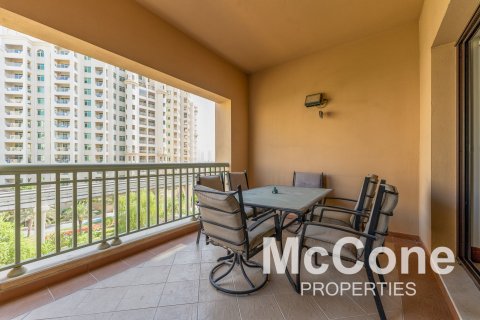 Apartment de 2 dormitorios en Golden Mile, UAE No. 74247 14