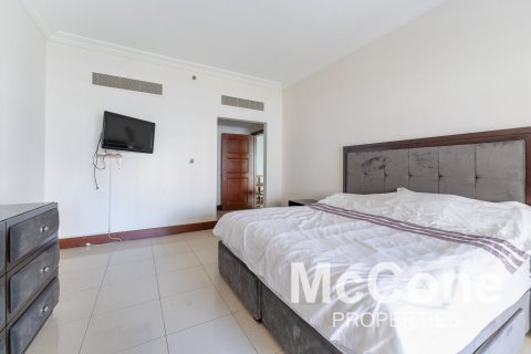 Apartment de 2 dormitorios en Golden Mile, UAE No. 74247 6