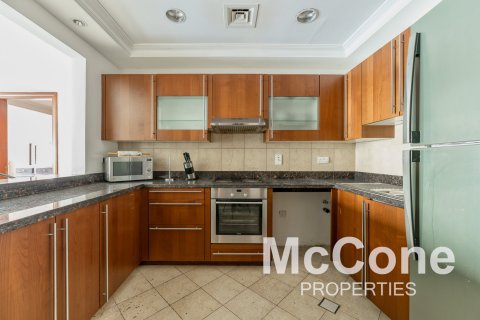Apartment de 2 dormitorios en Golden Mile, UAE No. 74247 4