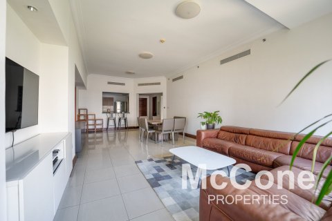 Apartment de 2 dormitorios en Golden Mile, UAE No. 74247 2