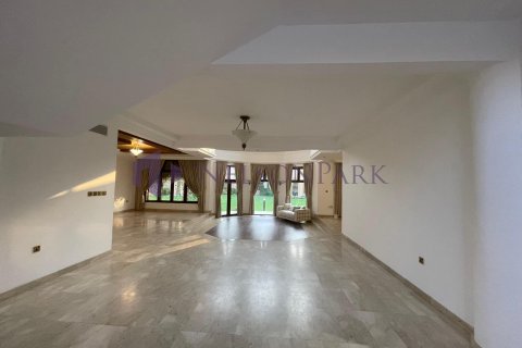 Villa de 6 dormitorios en Doha, Qatar No. 57260 16
