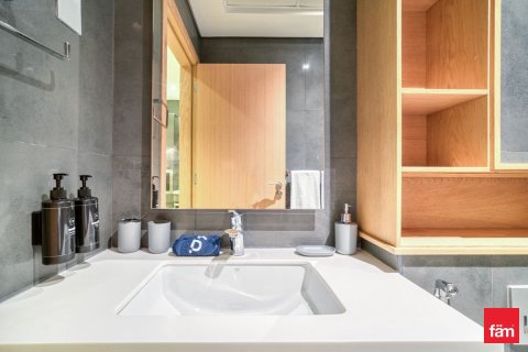 38.6m² Apartment in Dubai, UAE No. 169440 13