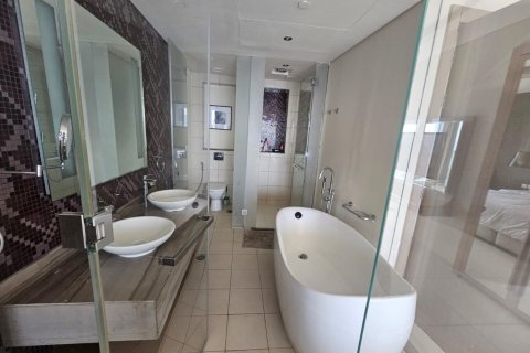 Apartment de 2 dormitorios en DAMAC Towers by Paramount, UAE No. 163448 10