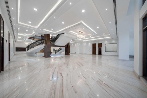 Villa de 7 chambres à Emirates Hills, UAE No. 88022 9