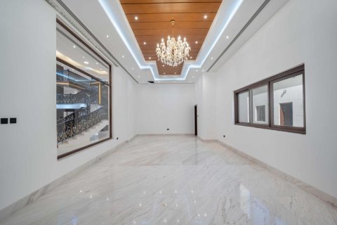 Villa de 7 chambres à Emirates Hills, UAE No. 88022 14