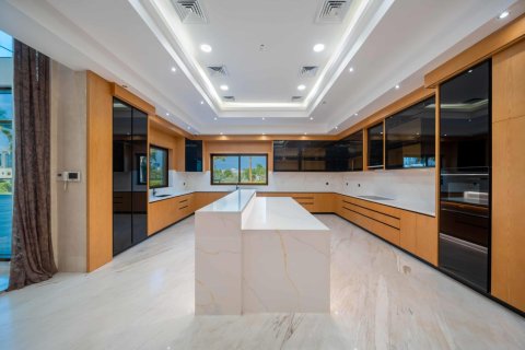 Villa de 7 chambres à Emirates Hills, UAE No. 88022 10