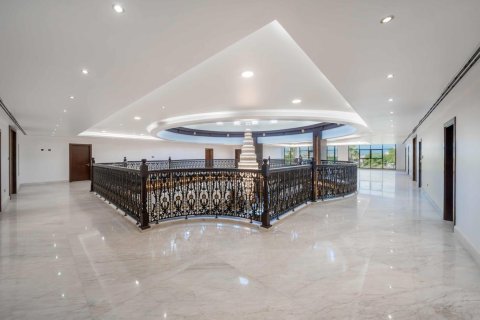 Villa de 7 chambres à Emirates Hills, UAE No. 88022 17