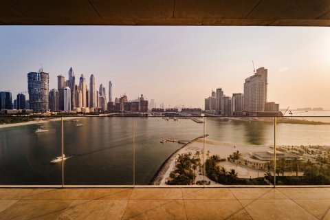 4 bedrooms Apartment in Dubai, UAE No. 199840 3