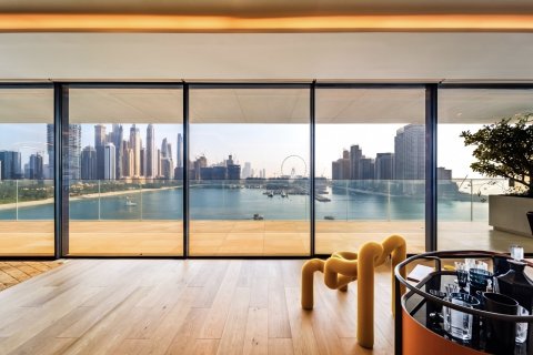 4 bedrooms Apartment in Dubai, UAE No. 199840