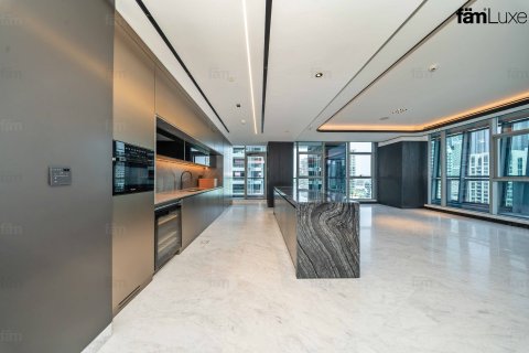Penthouse de 4 chambres à Business Bay, UAE No. 210585 8