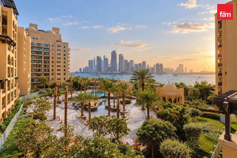 2 bedrooms Apartment in Palm Jumeirah, UAE No. 210582 11