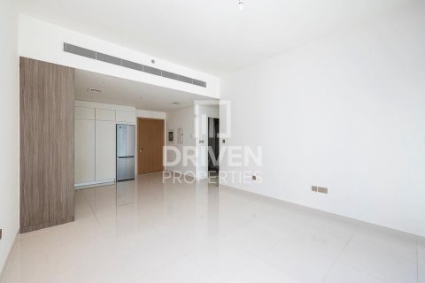 Квартира с 1 спальней в EMAAR Beachfront, ОАЭ №188571 3