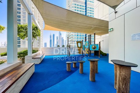 Квартира с 1 спальней в EMAAR Beachfront, ОАЭ №188571 17