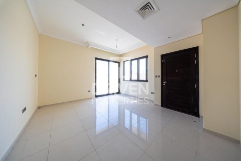 Townhouse de 3 dormitorios en Dubai, UAE No. 188565