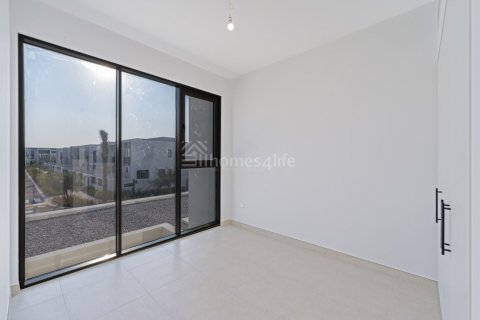 4 bedrooms Townhouse in Town Square, UAE No. 168627 10