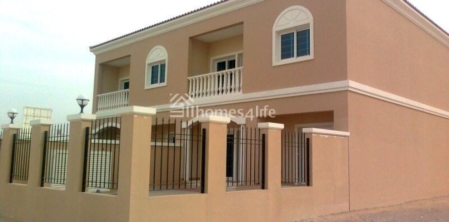 Villa de 3 dormitorios en Jumeirah Village Circle, UAE No. 168625