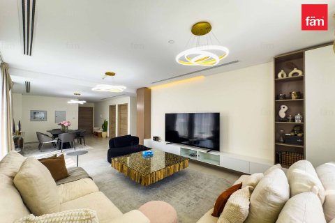 Квартира с 3 спальнями  №116900 15