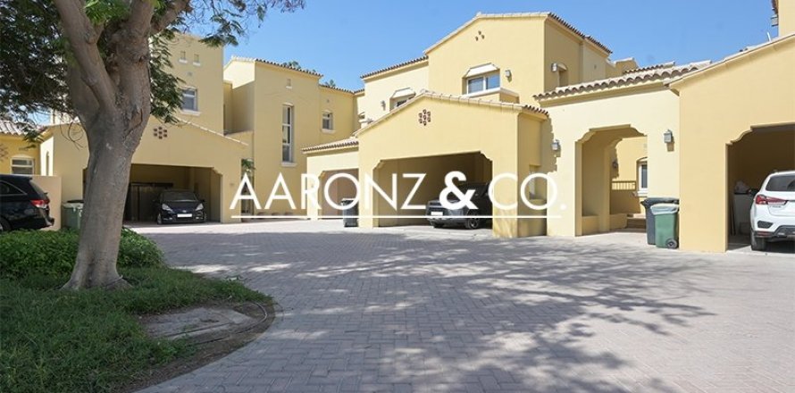 2 bedrooms Villa in Arabian Ranches, UAE No. 136142