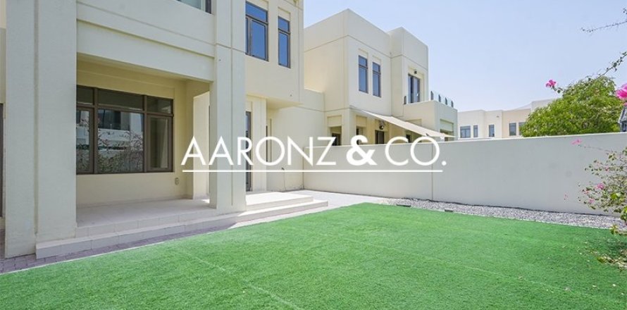 3 غرف نوم فيلا في دبي, الإمارات العربية المتحدة رقم 136144