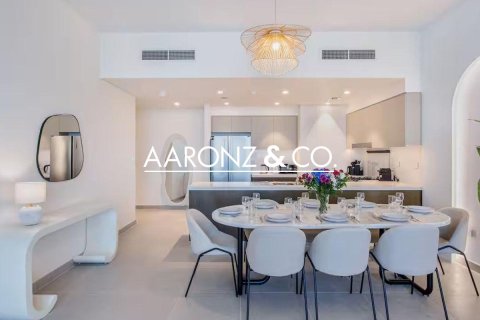 Квартира с 4 спальнями в Даунтаун Дубай (Даунтаун Бурдж Дубай), ОАЭ №136146 7