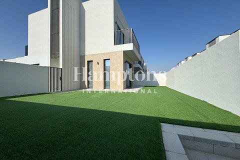 4 غرف نوم فيلا في Dubai South (Dubai World Central), الإمارات العربية المتحدة رقم 136244 13