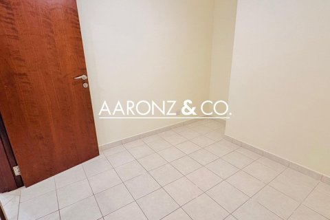 Квартира с 3 спальнями в Джумейра Бич Резиденс, ОАЭ №145999 7