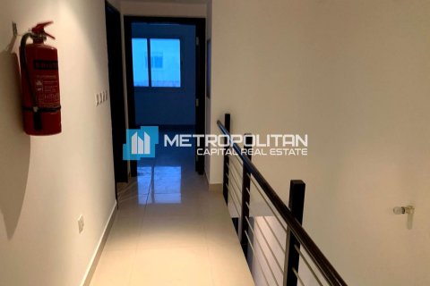 2 bedrooms Townhouse in Al Reef, UAE No. 146005 11