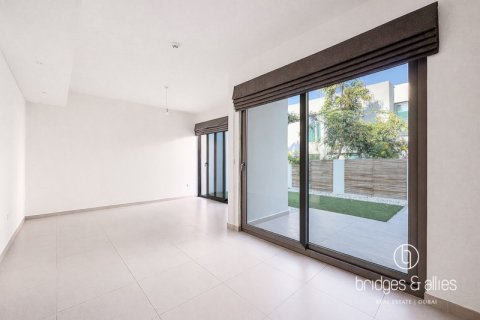 Вилла с 3 спальнями в Tilal Al Ghaf, ОАЭ №146002 14