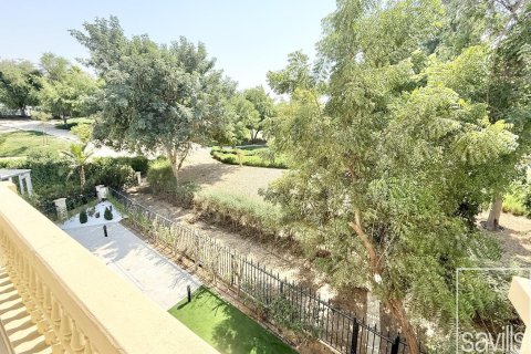 Villa de 4 dormitorios  No. 123666 19