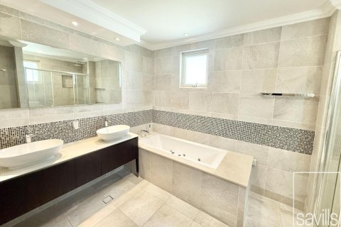 Villa de 4 dormitorios  No. 123666 14