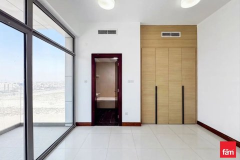 2 bedrooms Apartment in Dubai, UAE No. 198633 9