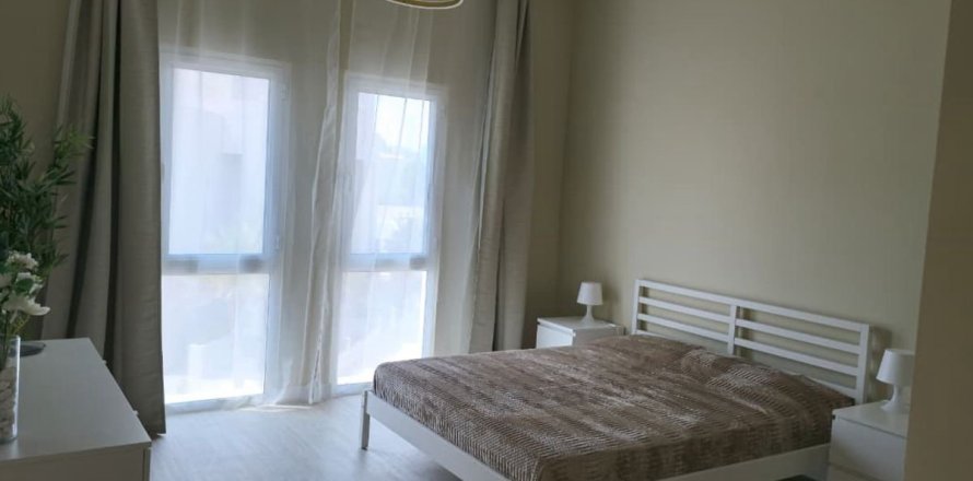 1 bedroom Apartment in Jebel Ali, UAE No. 198630
