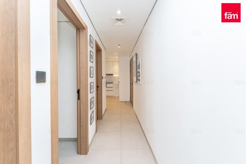2 bedrooms Apartment in Dubai, UAE No. 198634 14