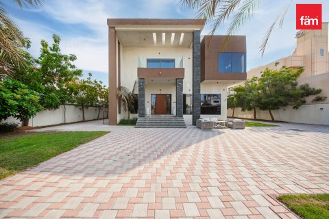5 bedrooms Villa in Al Barsha, UAE No. 198631 14