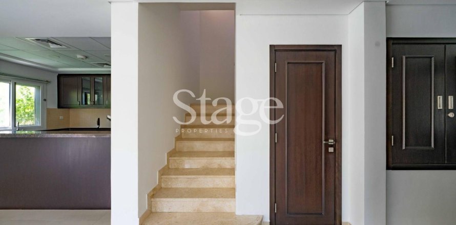 Villa de 3 dormitorios en Casa Viva, UAE No. 185667