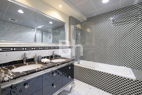 Квартира с 4 спальнями в Джумейра Бич Резиденс, ОАЭ №91896 3