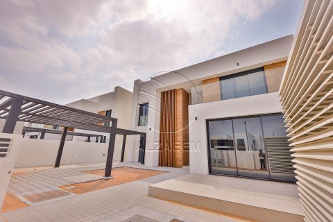 Villa de 4 dormitorios en  Saadiyat Island, UAE No. 89992 2