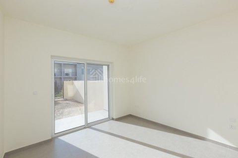 Квартира с 2 спальнями в EMAAR South, ОАЭ №164938 7