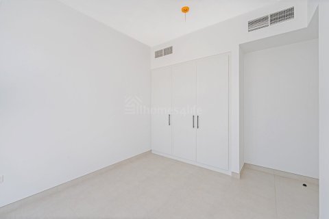 4 bedrooms Townhouse in Town Square, UAE No. 164937 10
