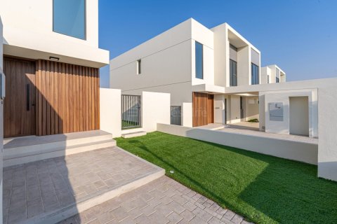 4 bedrooms Townhouse in Town Square, UAE No. 164937 5