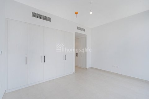 4 bedrooms Townhouse in Town Square, UAE No. 164937 8
