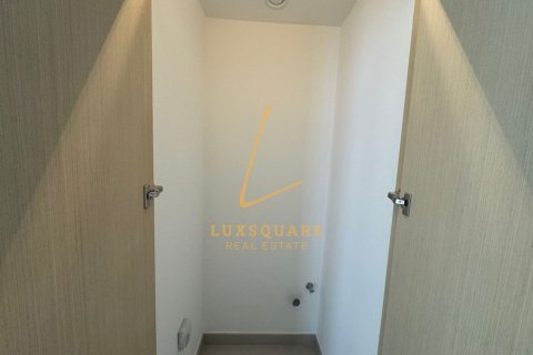 Квартира с 2 спальнями в Дубай Хилс Эстейт, ОАЭ №163380 7