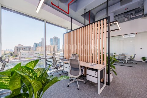 Office de 139.35450000m² en Sheikh Zayed Road, UAE No. 205452 15