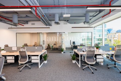 Office de 139.35450000m² en Sheikh Zayed Road, UAE No. 205452 16